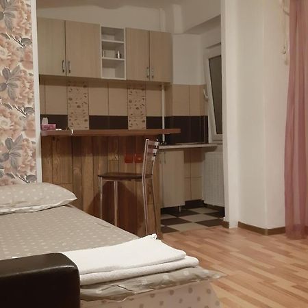 Studio Timpuri Noi 50 Βουκουρέστι Εξωτερικό φωτογραφία