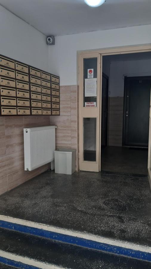 Studio Timpuri Noi 50 Βουκουρέστι Εξωτερικό φωτογραφία